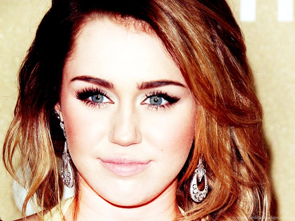 Download Miley Cyrus Wallpapers Wide Desktop
