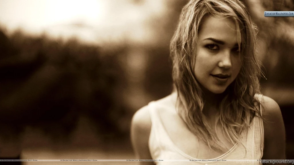 Arielle Kebbel Wallpapers, Photos & Images In HD