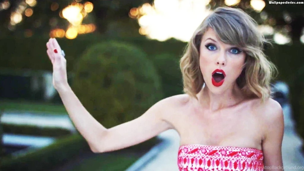 Taylor Swift Blank Space Photoshoot Wallpaper.