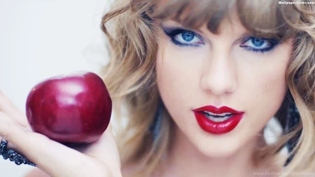 Taylor Swift Blank Space Photoshoot Wallpaper.