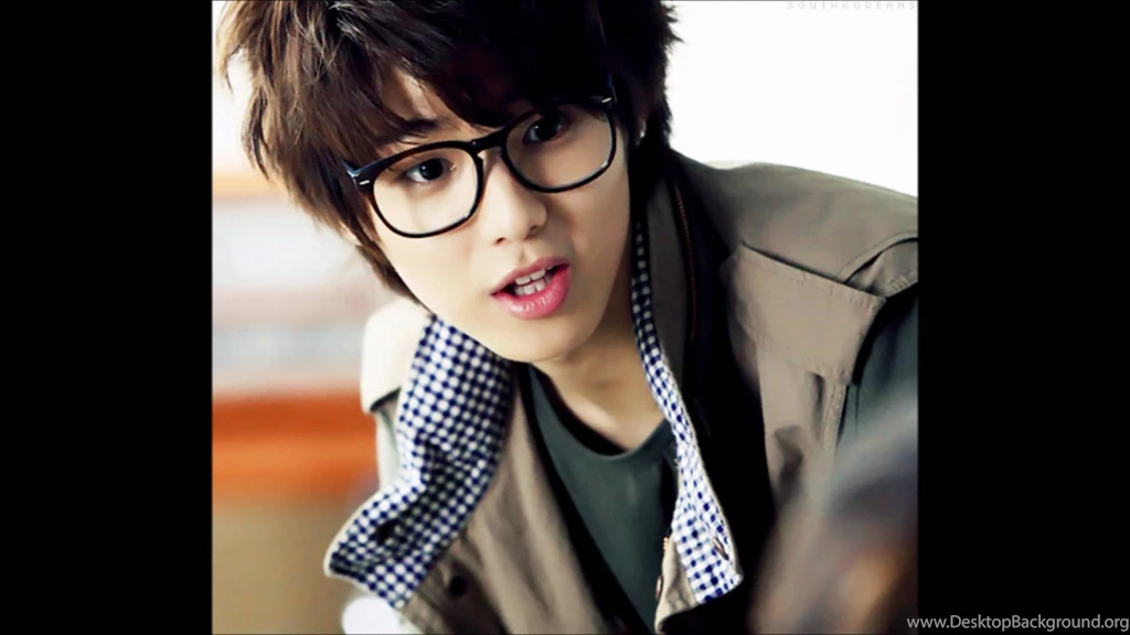 Our Top 20 Cute/adorable Korean Guys   YouTube