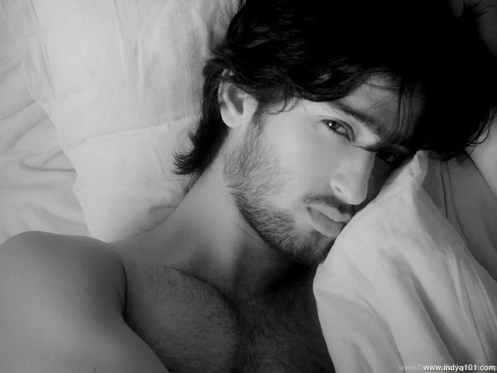 Pictures Of Cute Men 5 Free Wallpapers   Hivewallpaper.com