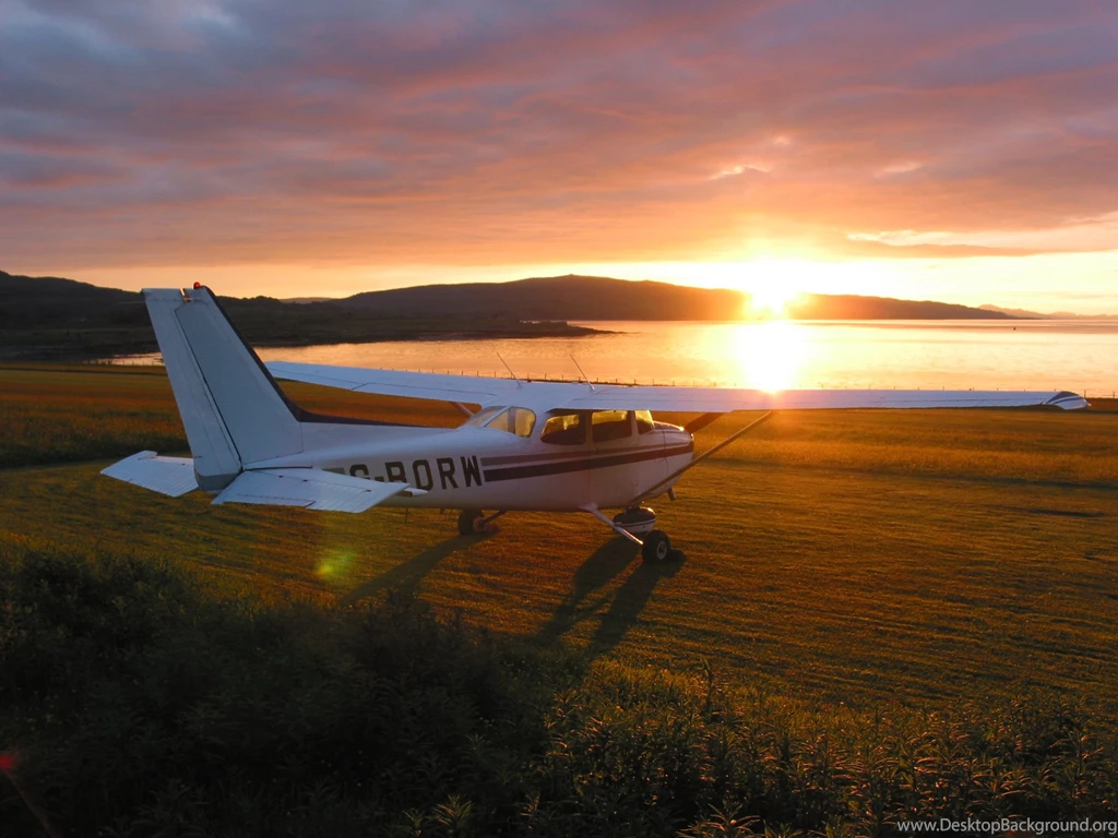 MY FAVOURITE AEROPLANE IN 200 WORDS