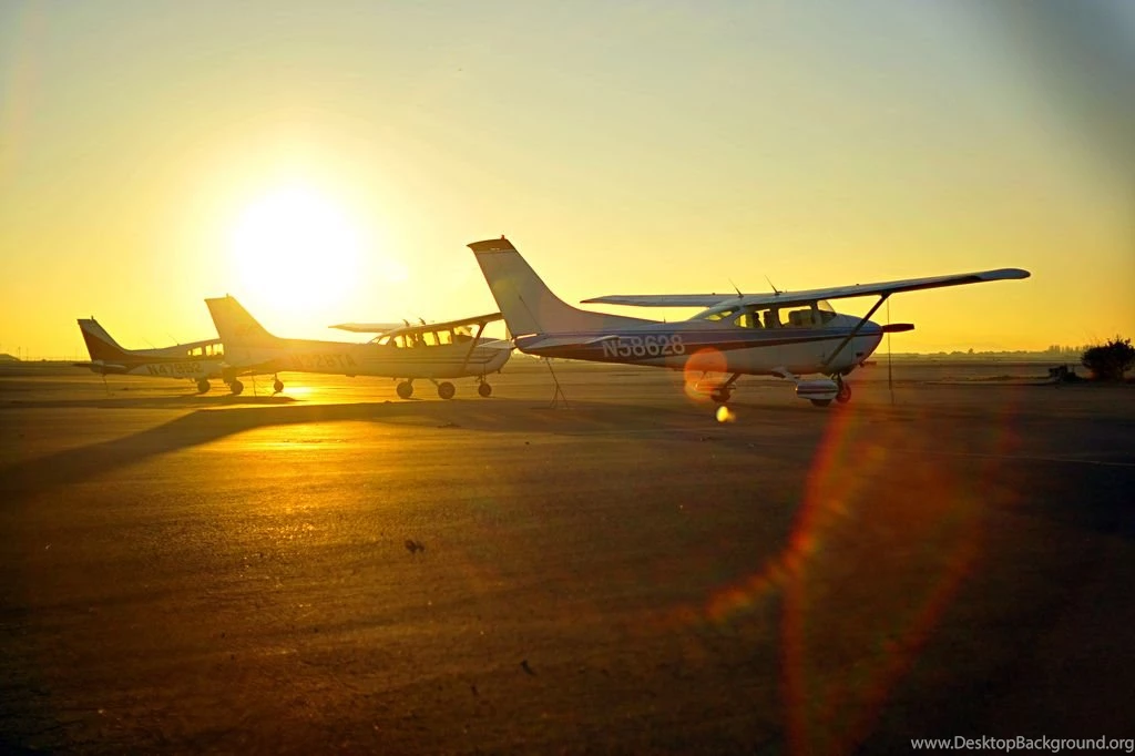 Cessna 172 Beatiful Sunset