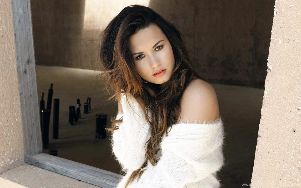 Demi Lovato Natural & Sexy   1920x1200   Full HD 16/10   Wallpapers ...