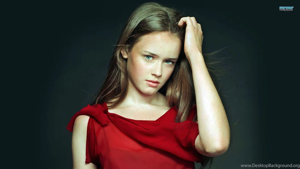 Alexis Bledel Wallpapers   Celebrity Wallpapers