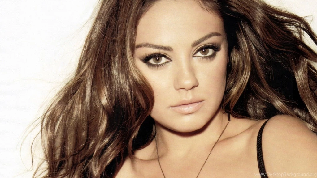 Mila Kunis HD Wallpapers