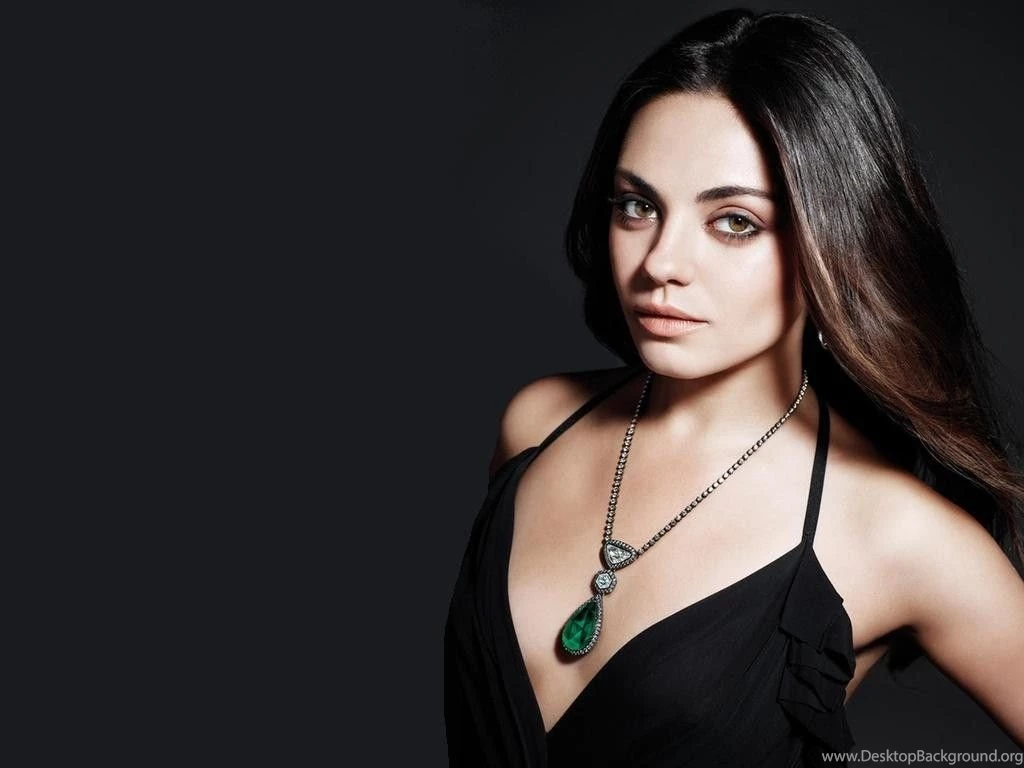 Mila Kunis HD Photos