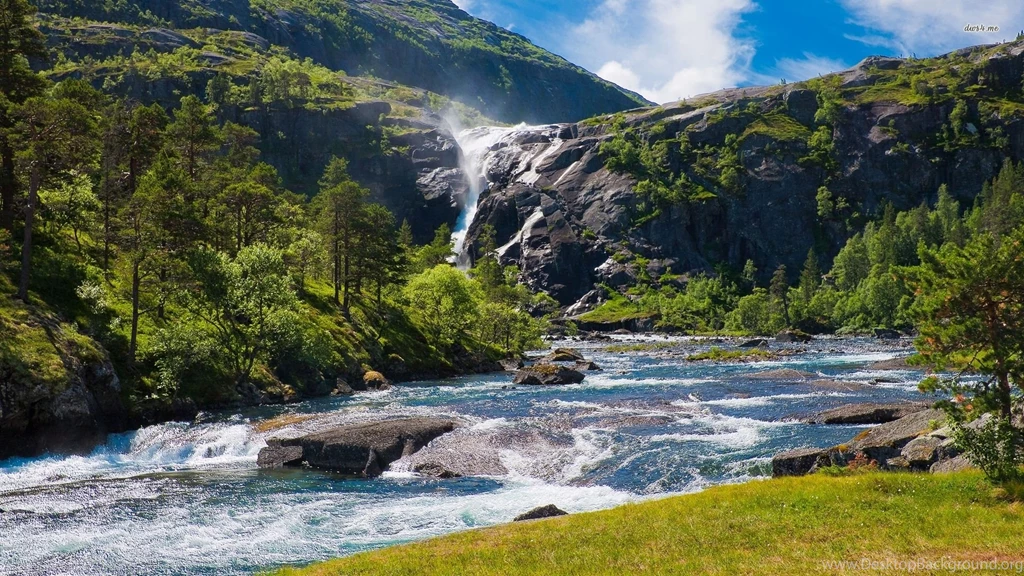 Amazing Waterfall In The Rocky Mountains Wallpapers   Nature ...