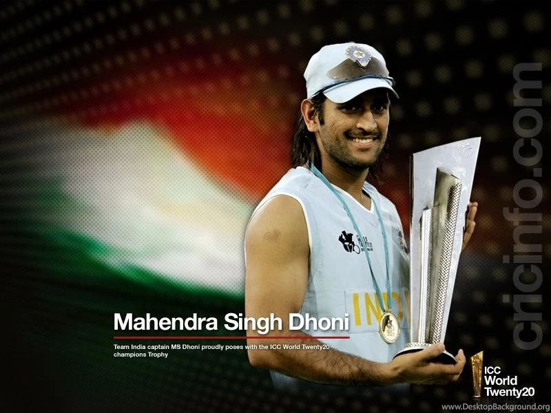 MS Dhoni Poses With The T20 Trophy