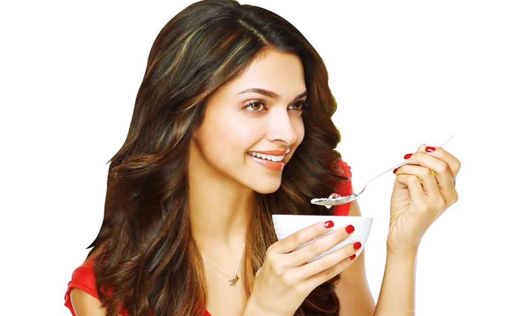 Deepika Padukone Beautiful Smile