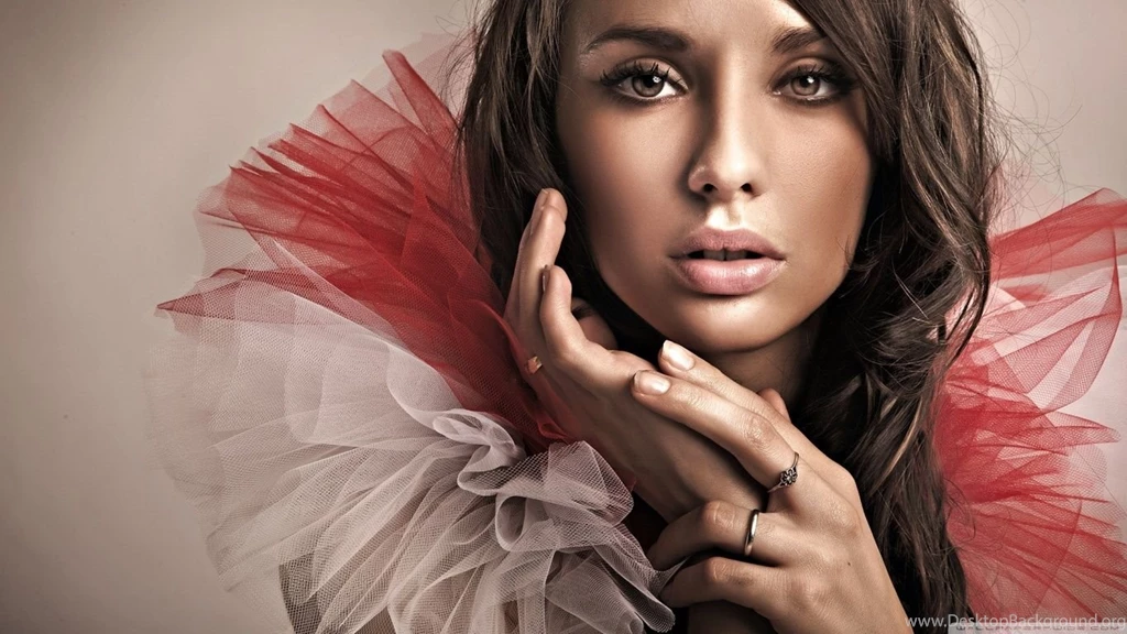 Pretty Model HD Desktop Wallpapers : Widescreen : High Definition ...