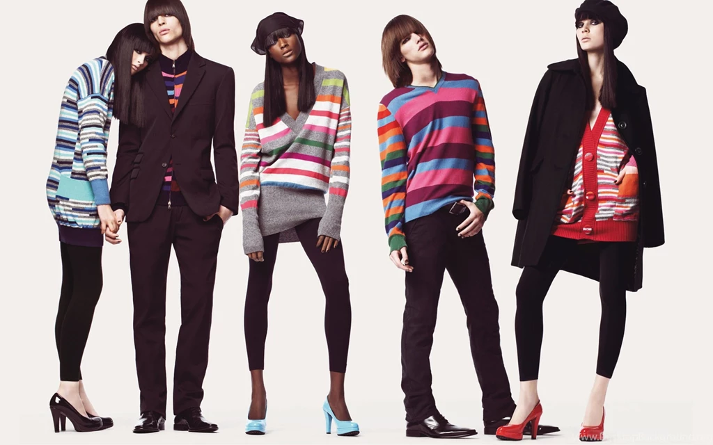 Download Wallpapers 3840x2400 Benetton, Clothes, Girl, Style ...