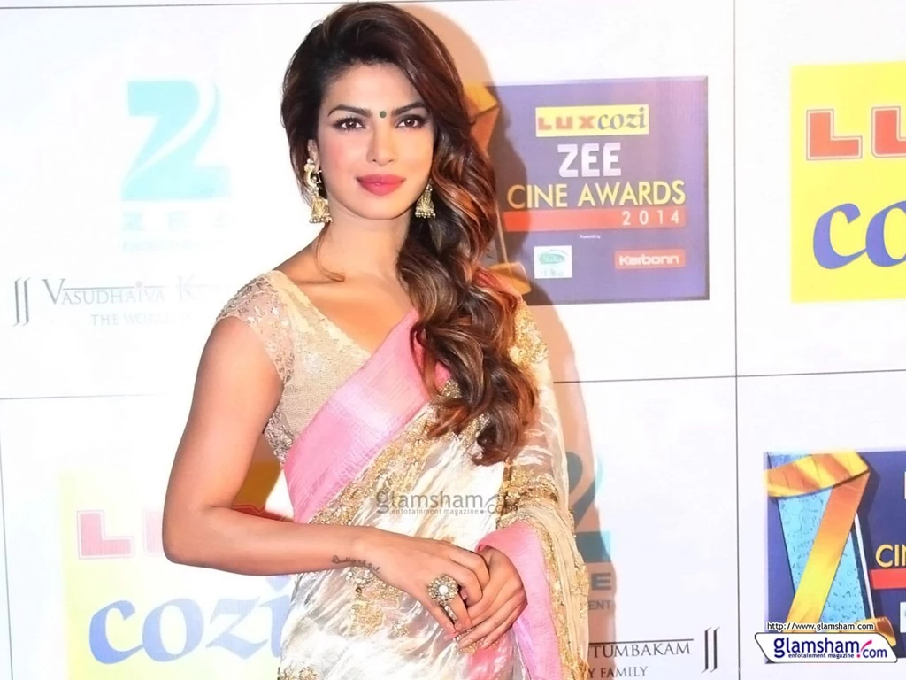 Bollywood Actresses In Saree Glamsham