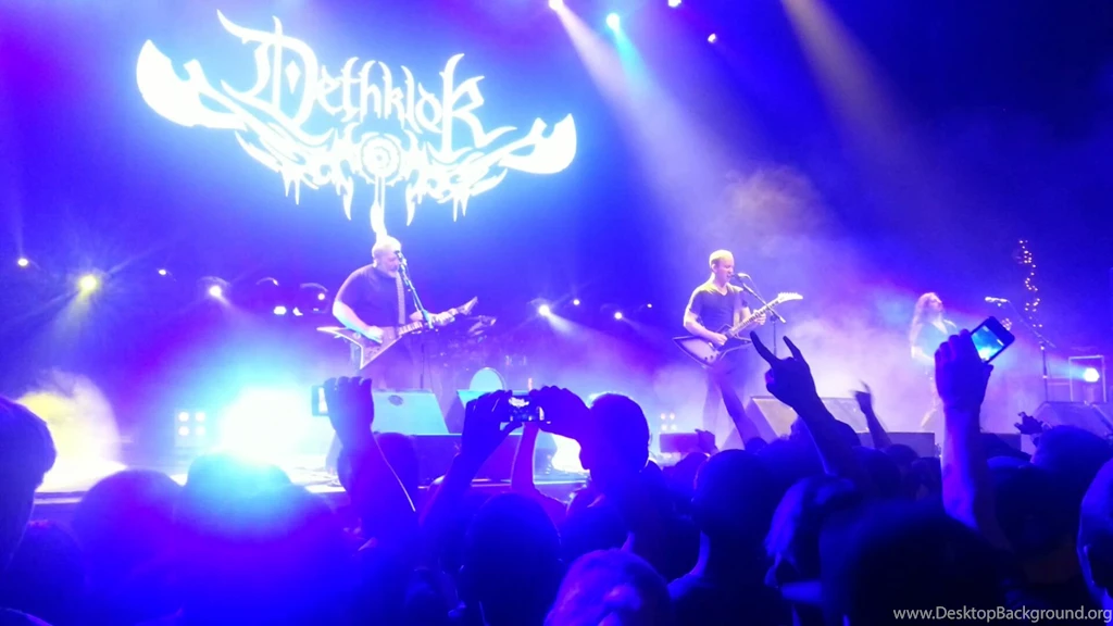 Beach With Forest In The Distance[1920x1080] : Offensive_Wallpapers