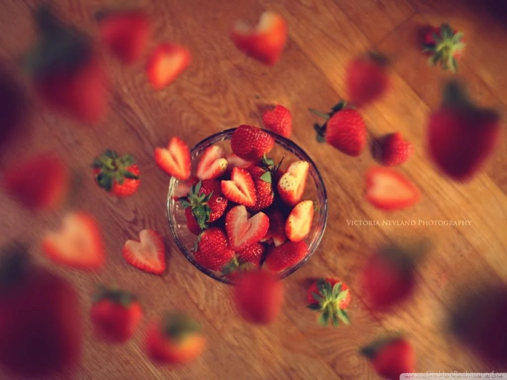Very Berry Strawberry HD Desktop Wallpapers : Widescreen : High ...