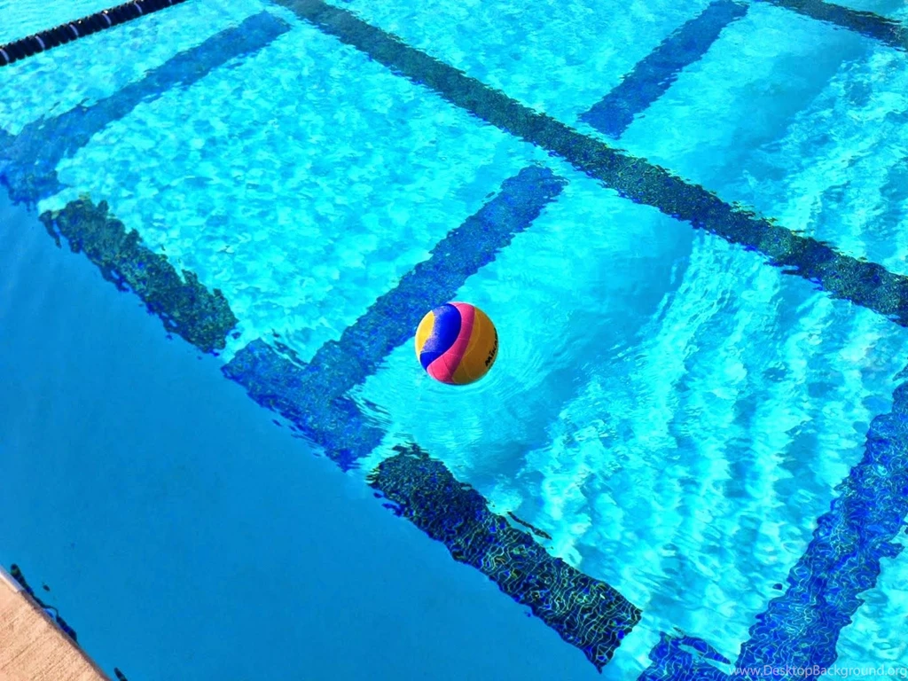 Ball+in+pool.jpg