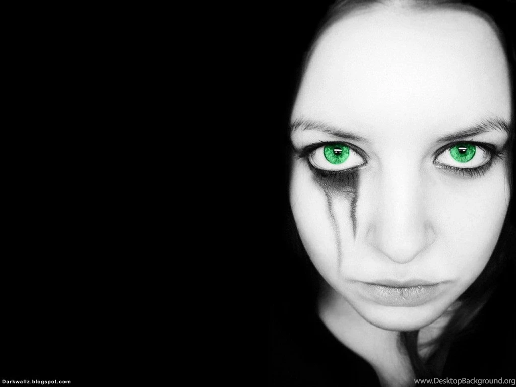 Gothic Girl With Green Eyes Dark Gothic Wallpapers
