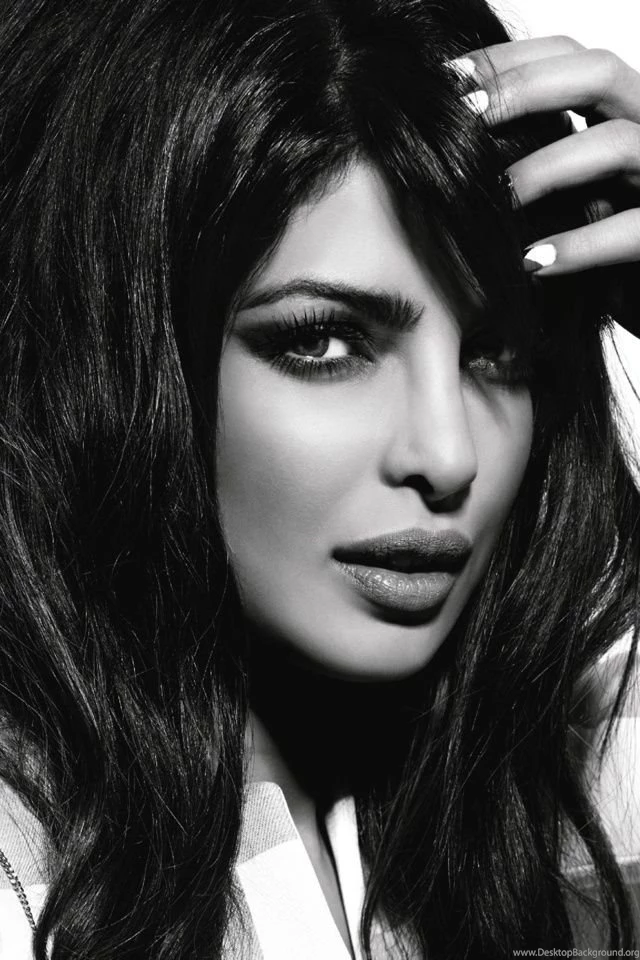 Priyanka Chopra iPhone 4 Wallpapers (640x960)