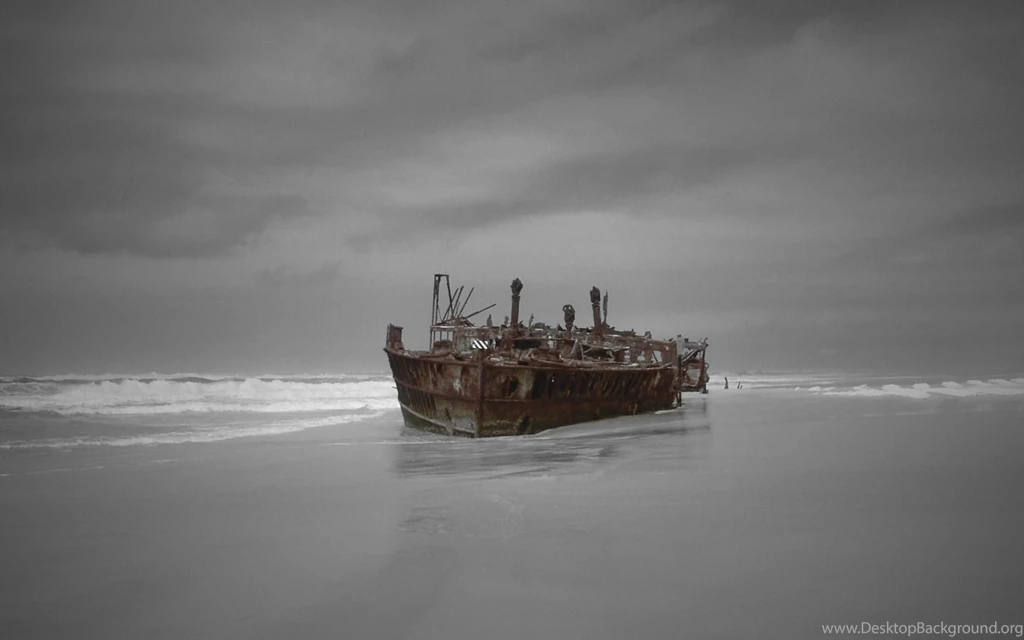 Shipwreck In A Grey Sea >> HD Wallpaper, Get It Now!