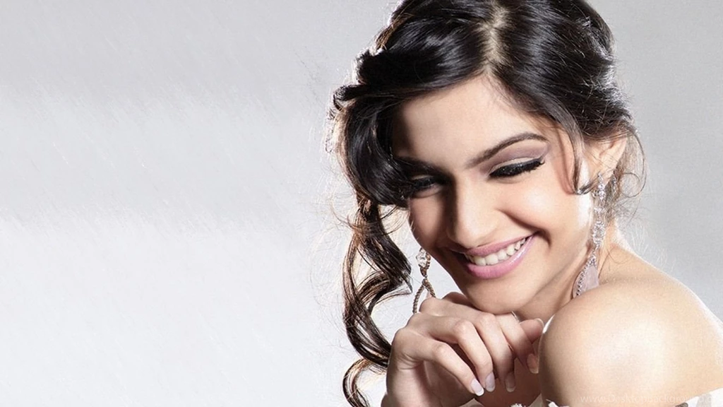 Sonam Kapoor Sonam Kapoor Widescreen Wallpapers – Wallpapers