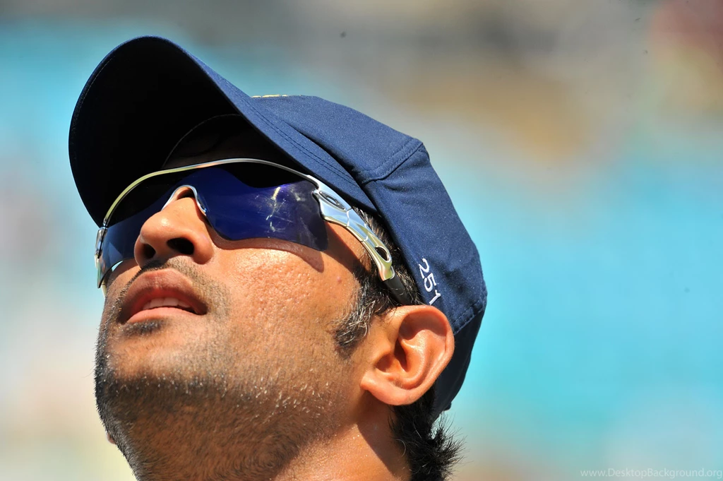 Mahendra Singh Dhoni Wicket Wallpapers