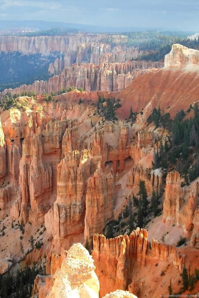640x960 Mighty Bryce Canyon Iphone 4 Wallpapers