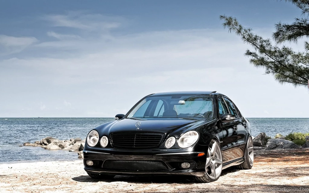 Mercedes Benz E Class Wallpapers And Images   Wallpapers, Pictures ...