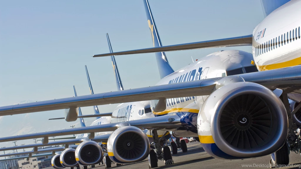 Ryanair Boeing 737 Wallpapers