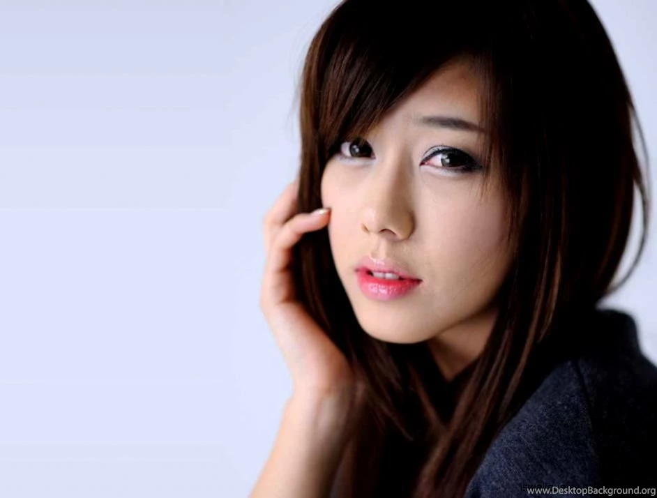 Girls Cute Korean Actress Wallpapers