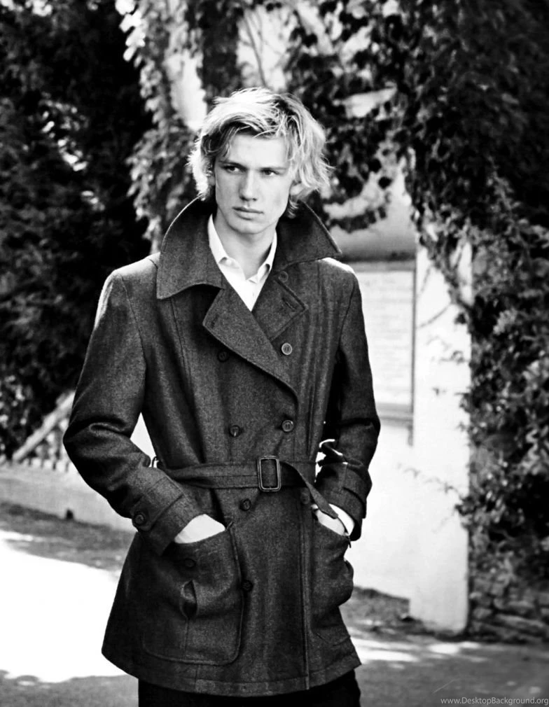 Alex Pettyfer Photo, Pics, Wallpapers   Photo