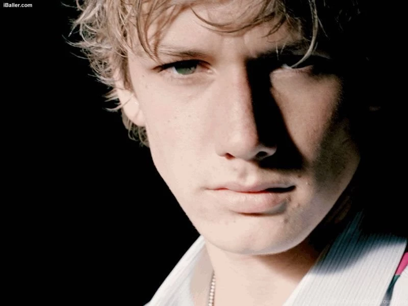 Alex Pettyfer Alex Pettyfer Wallpapers (7973564) Fanpop