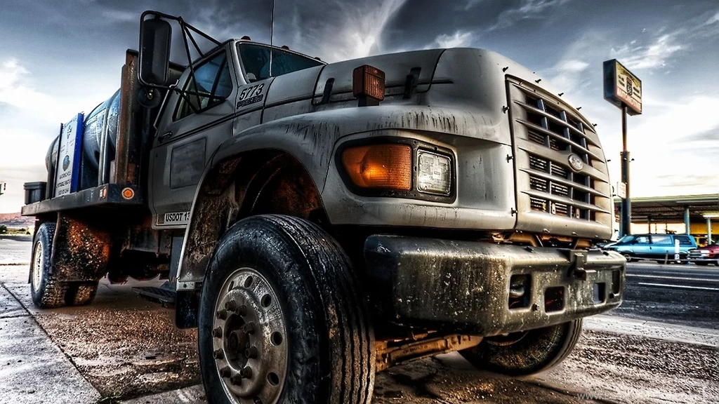 60+ Absolutely Stunning Truck Wallpapers In HD