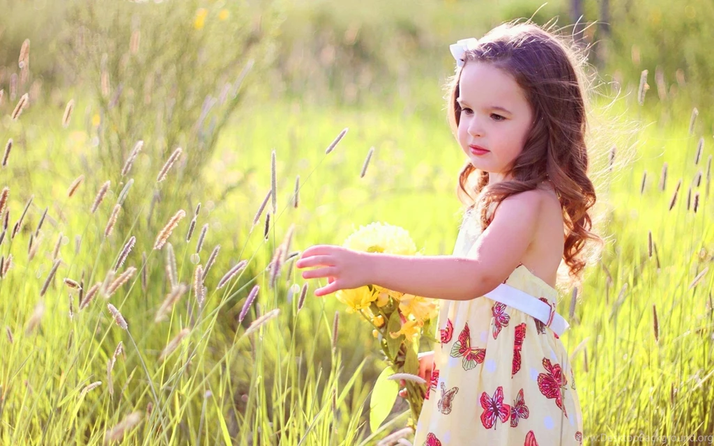 Baby Girl 00085695 Girl Baby Wallpapers