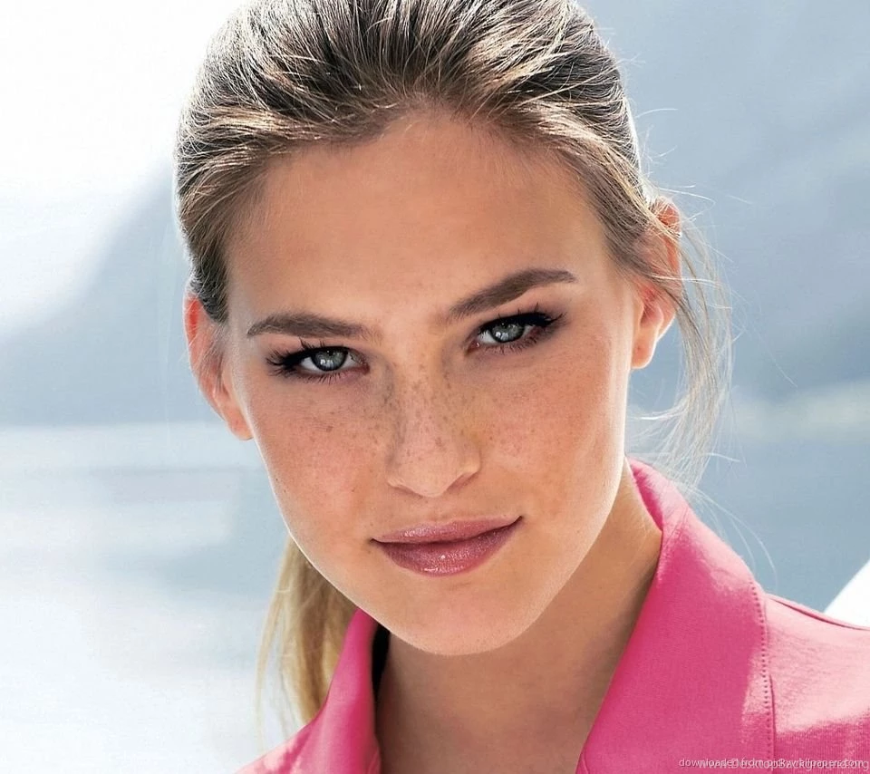 Download Bar Refaeli Model Wallpapers HD Wallpapers For Sony ...