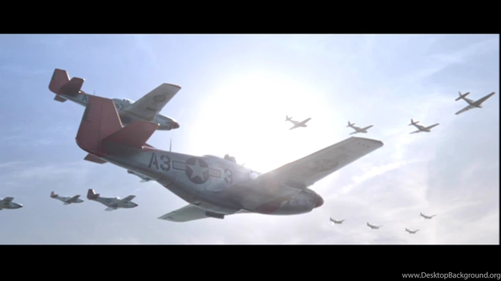 13 Red Tails HD Wallpapers