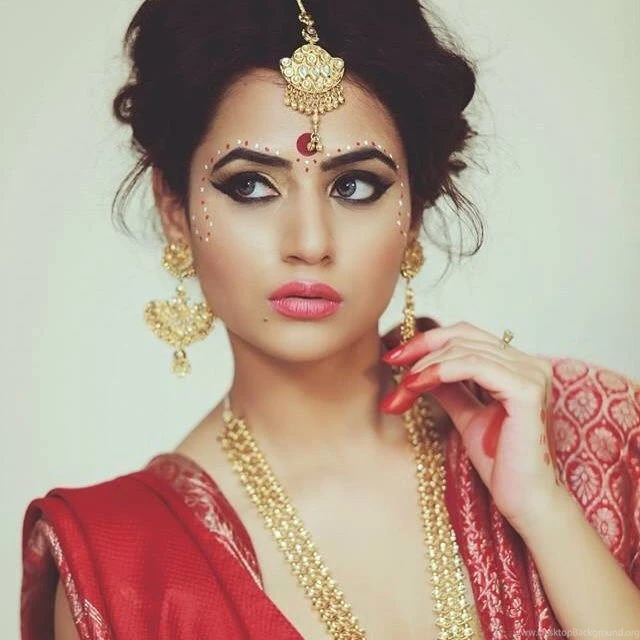 Punjabi Actress Oshin Sai Hot Wallpapers