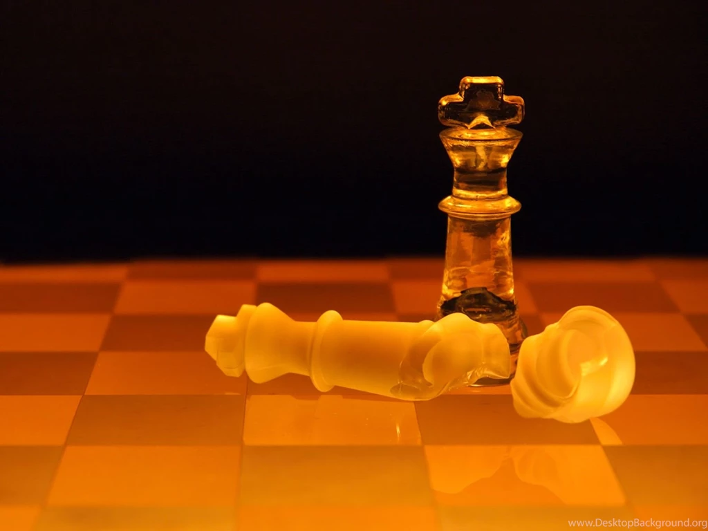 1600x1200 Glass Chess Piece Desktop PC And Mac Wallpapers