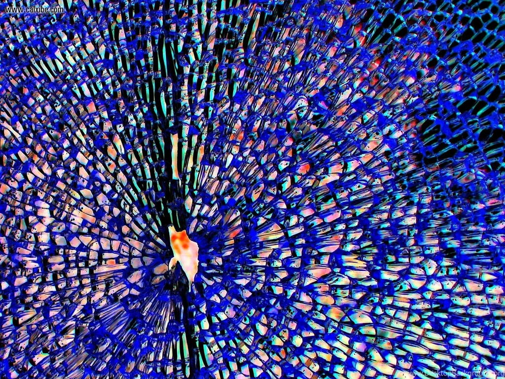 45 Realistic Cracked And Broken Screen Wallpapers   Technosamrat