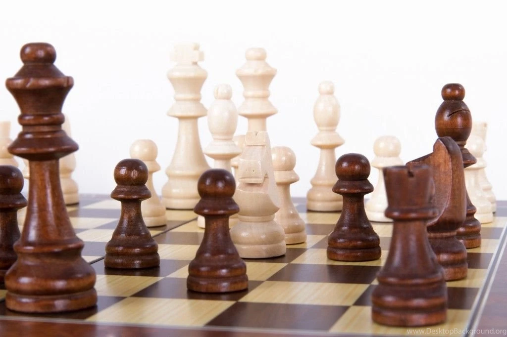 Chess set wallpaper.jpg