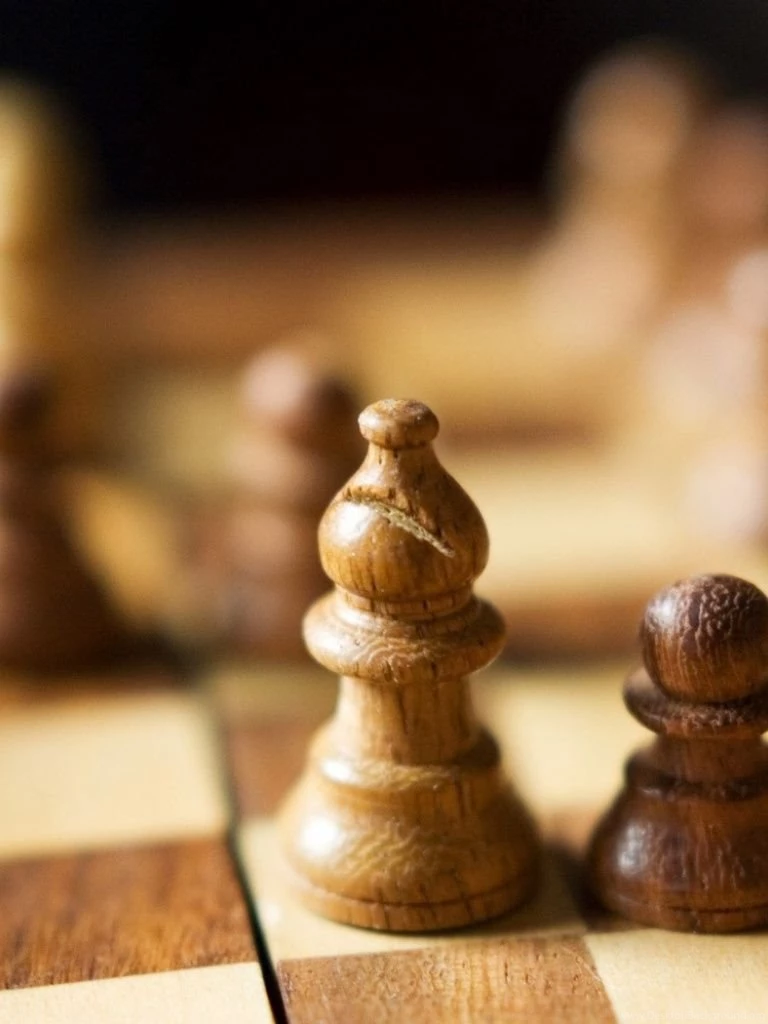 768x1024 Wood Chess Pieces Ipad Wallpapers