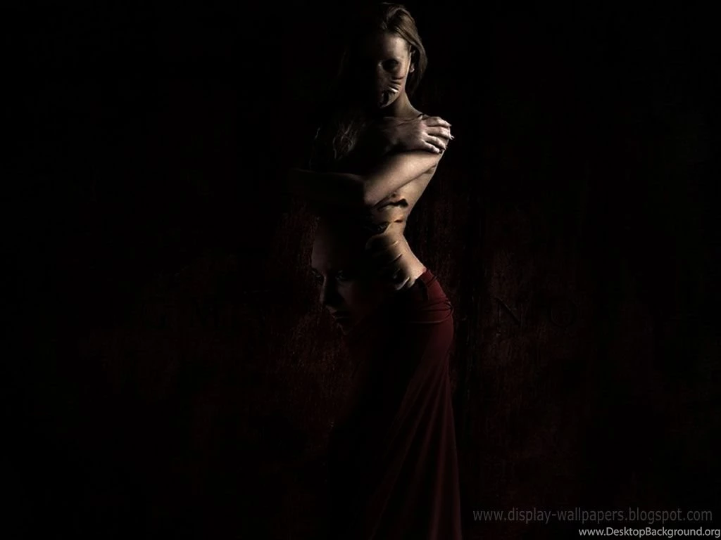 Top 10 Girls Horror Wallpapers