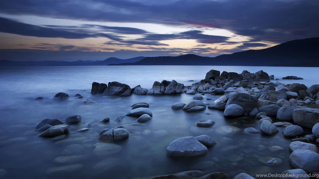 Free Computer Screensavers And Wallpapers Rocky Beach At Sunrise ...