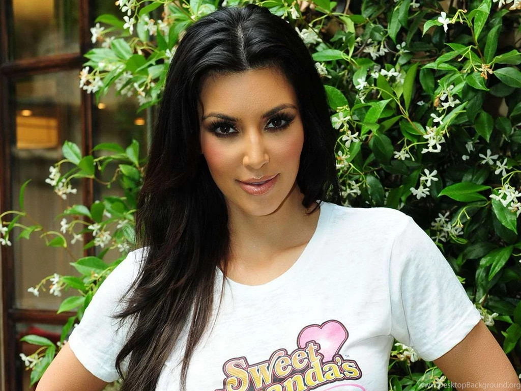 Kim Kardashian Celebrity Wallpapers,Star Picture,celebrity At_High ...