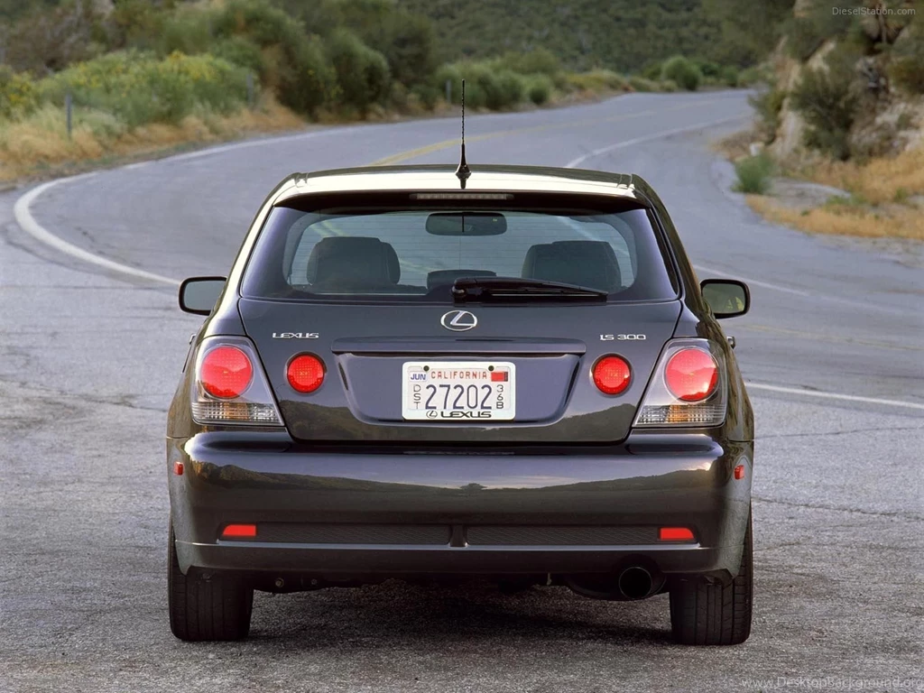 Lexus IS300 Exotic Car Image