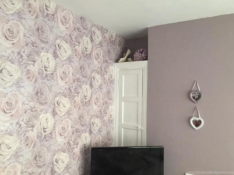 Reverie Mauve & Purple Floral Wallpapers