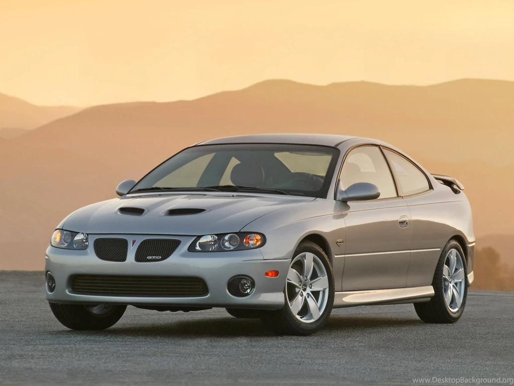 2005 Pontiac GTO Front Angle 1920x1440 Wallpapers