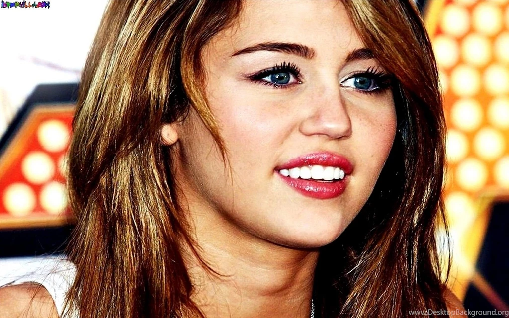 Miley Cyrus Desktop Wallpapers 2014