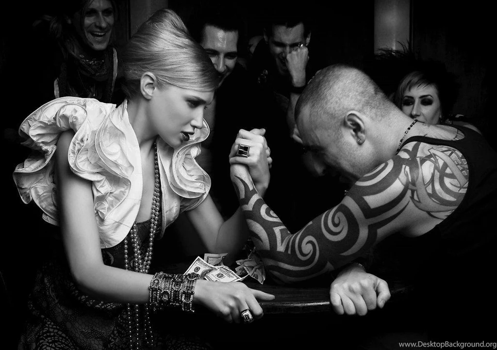 ARM WRESTLING WALLPAPER   (