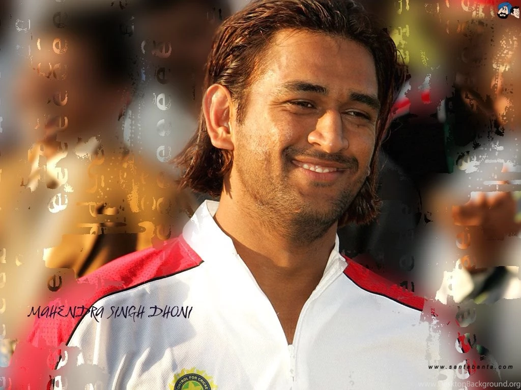 Smiling MS Dhoni New Wallpapers